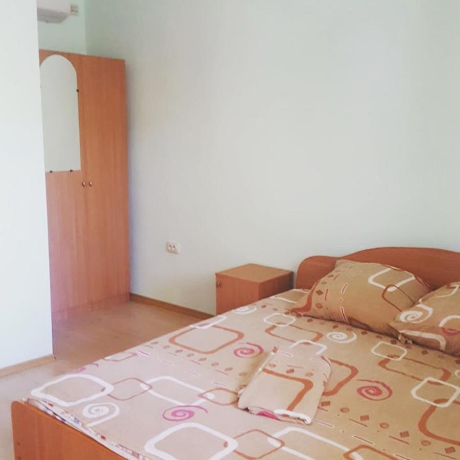 Sun Hotel Guest House Πιτσούντα Εξωτερικό φωτογραφία